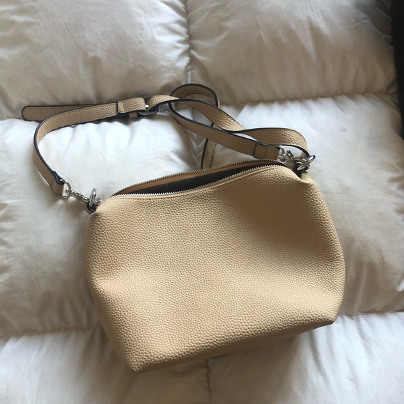 Crossbody purse - Picture 2 of 6